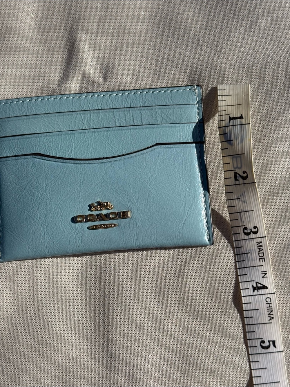 COACH Light Blue Leather Slim Card Holder with Gold Logo - Picture 3 of 4